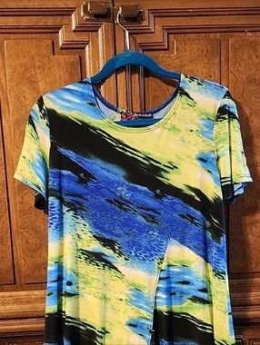 Rock & Roll Womens Blue & Lime Abstract Print Tee